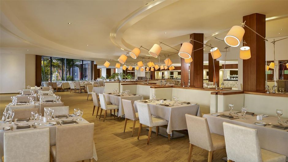 Coral Beach Resort Montazah Restaurant