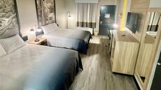 Super 8 by Wyndham Manchester