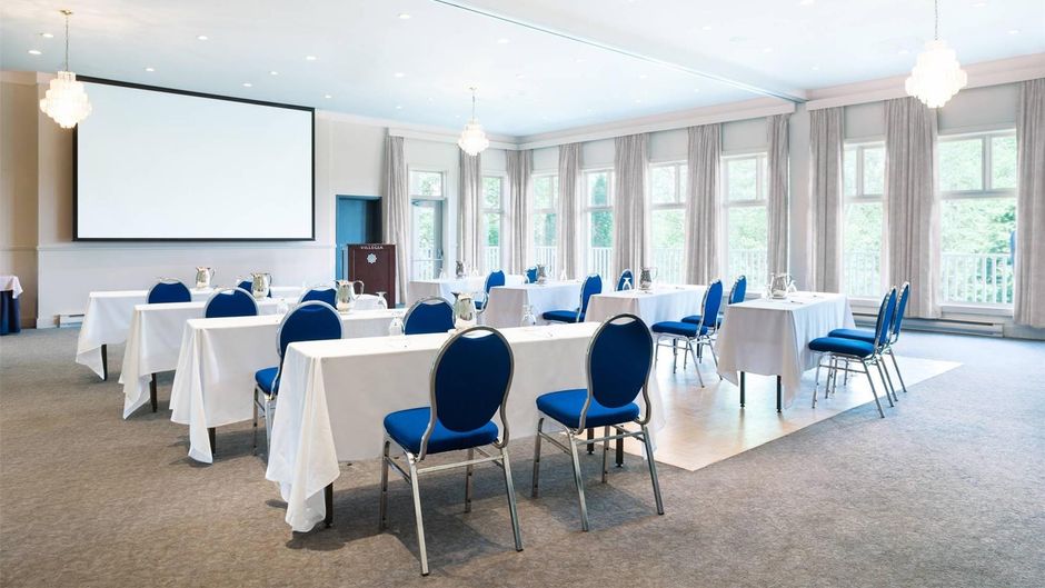 Manoir des Sables Meeting
