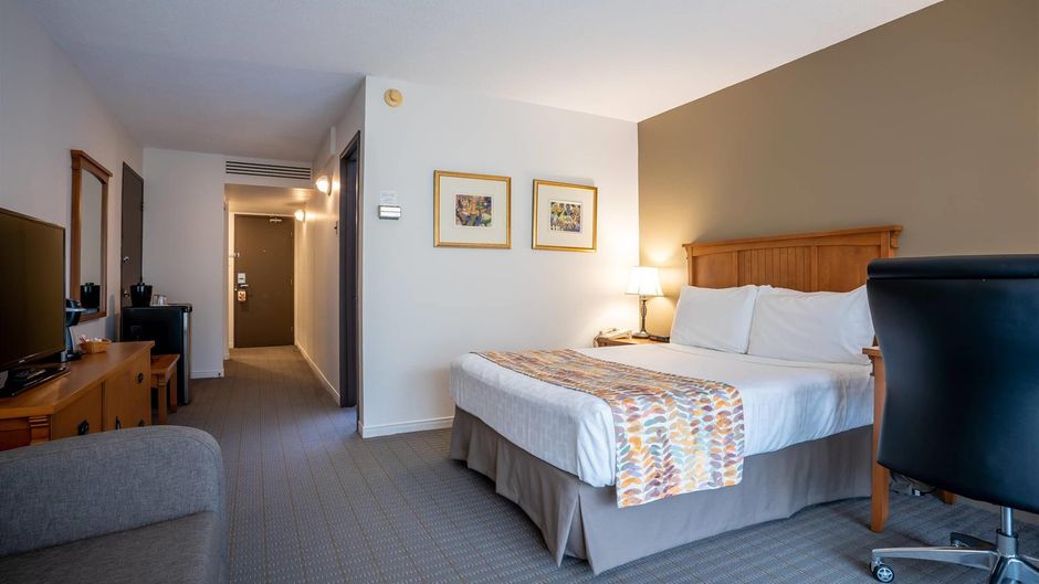 Hotel Cheribourg Room