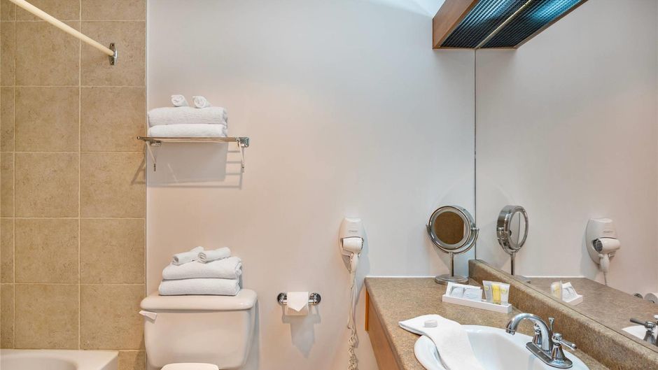 Hotel Cheribourg Room