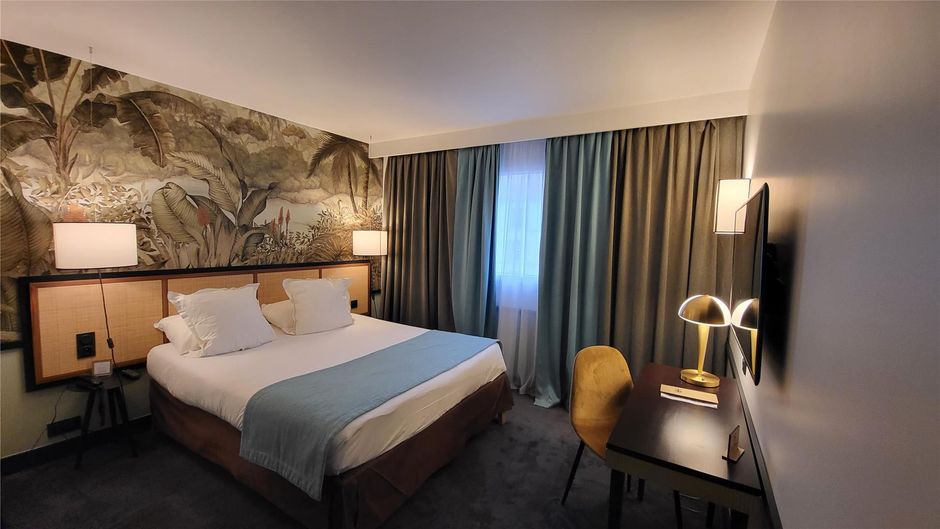 Hotel Paris Neuilly Room
