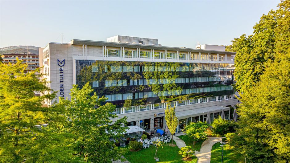 Hotel Le Riviera Exterior