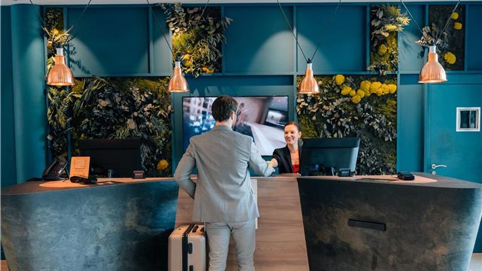 Hotel Le Riviera Lobby