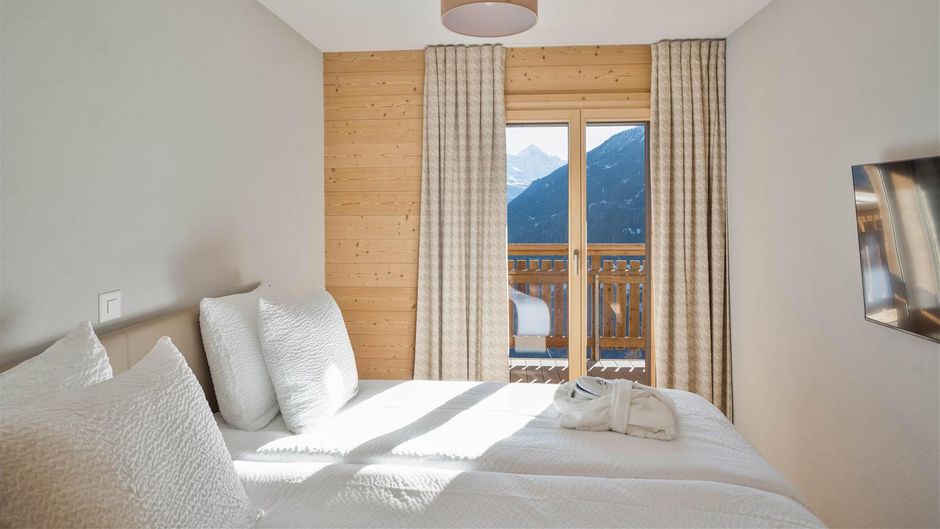 Dent Blanche Resort Room