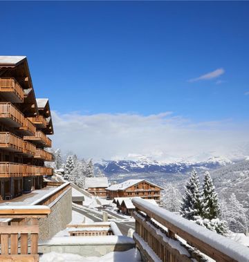 Dent Blanche Resort