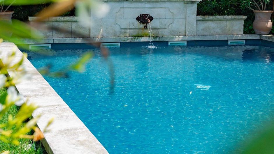 Handwritten Chateau De Mazan Pool