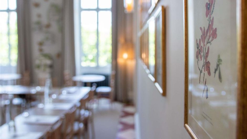 Handwritten Chateau De Mazan Meeting