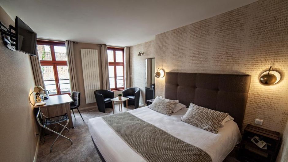 Les Hauts de Montreuil Room