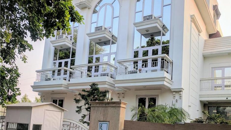 Exotica Hotel, Gurgaon Exterior