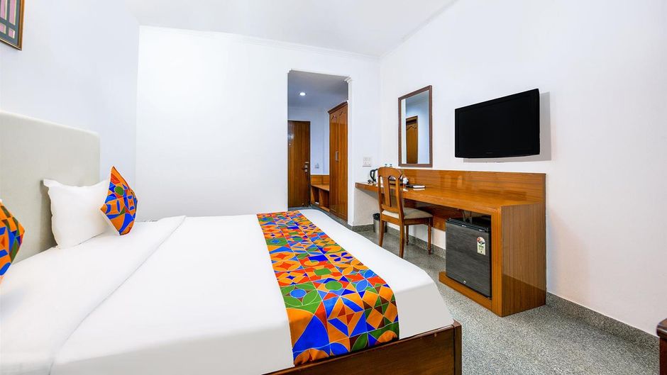 Exotica Hotel, Gurgaon Room