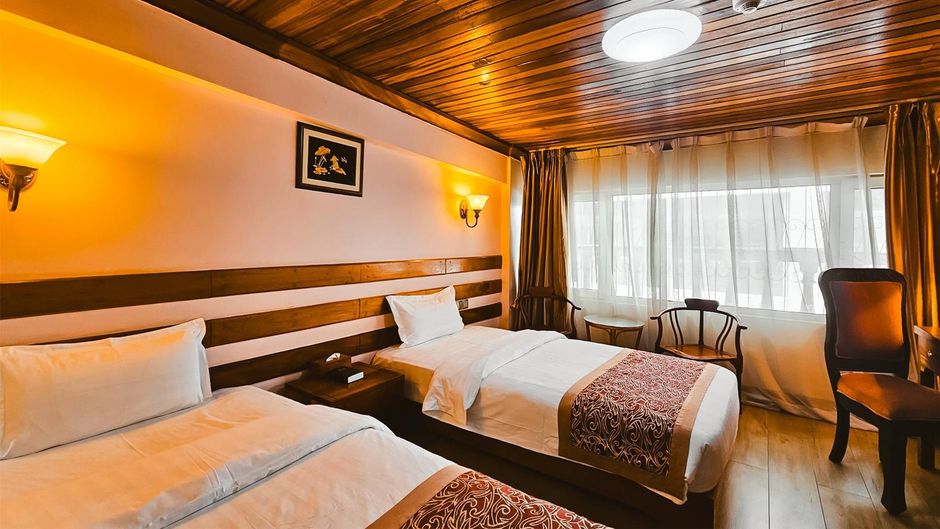 Eastland Hotel Room