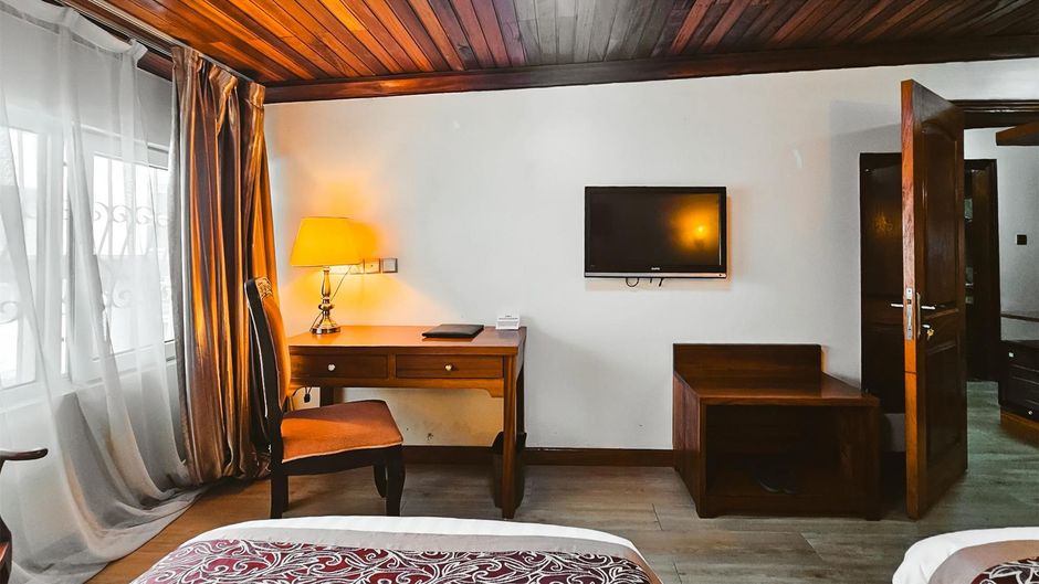 Eastland Hotel Room