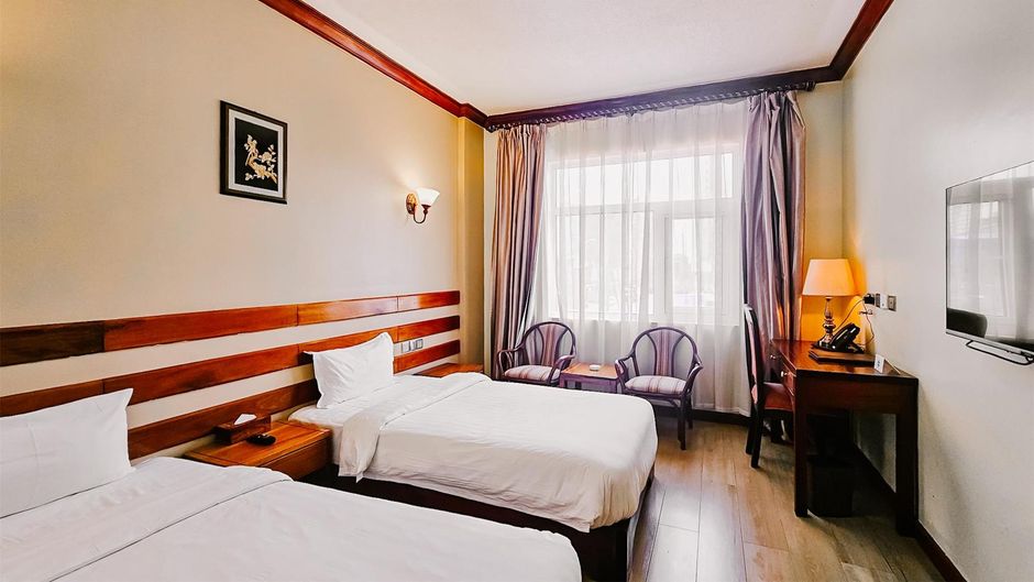 Eastland Hotel Room