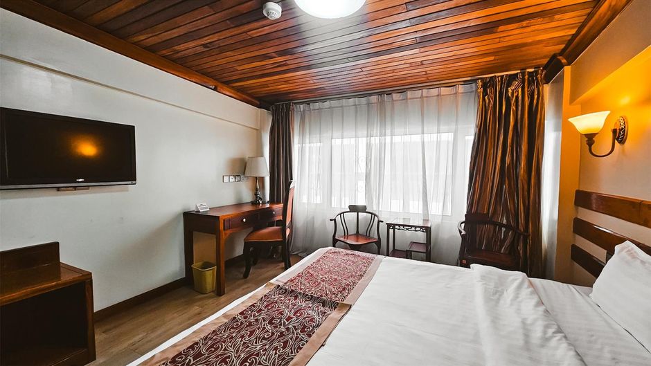 Eastland Hotel Room