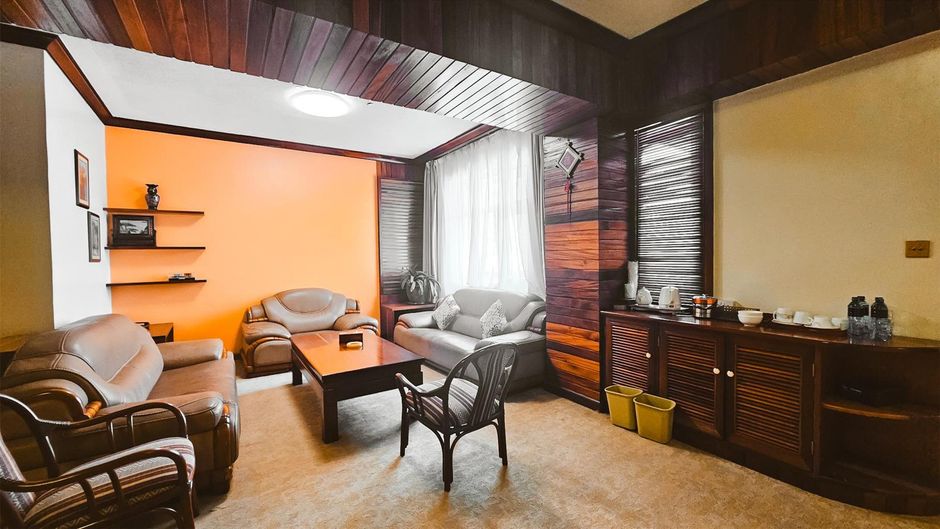 Eastland Hotel Room