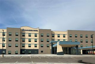 Sugar Creek Inn & Suites