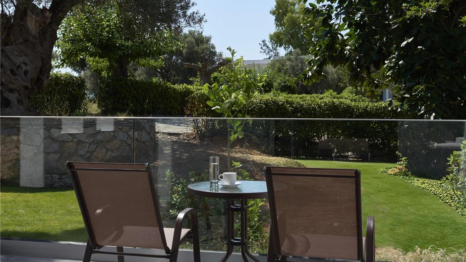Paradise Resort Evia, a member Radisson Suite