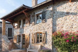 Le Savigny Logis Hotel