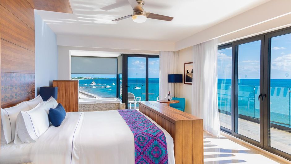 Sensira Resort & Spa Suite
