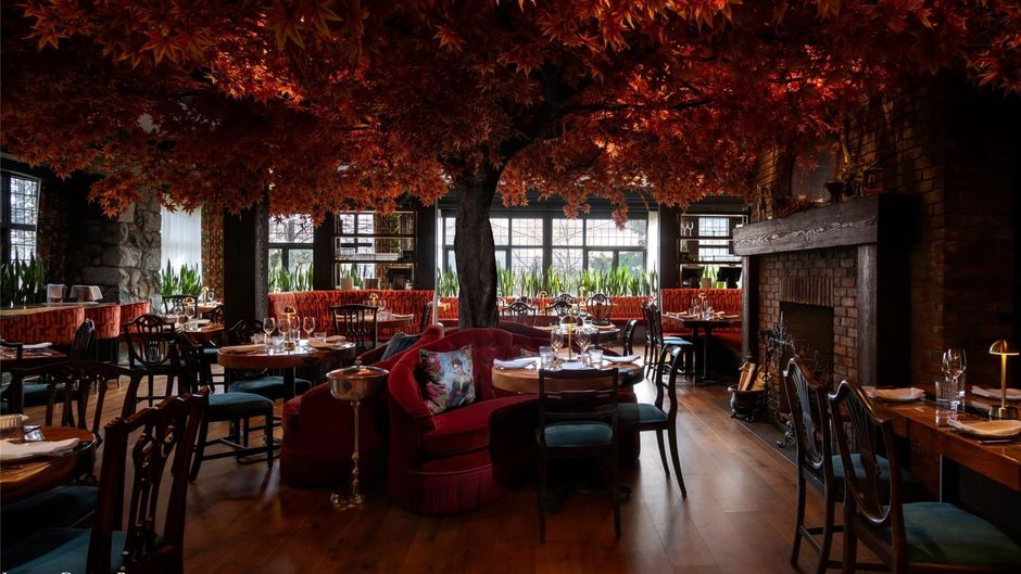 English Inn Restaurant