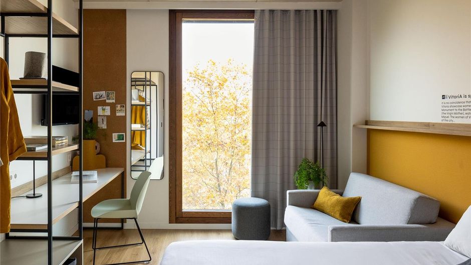 Kora Green City Room
