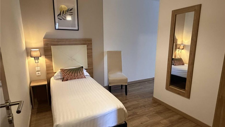 Le Grand Hotel Moliere Room