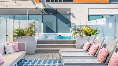 Guildford Harbour Hotel