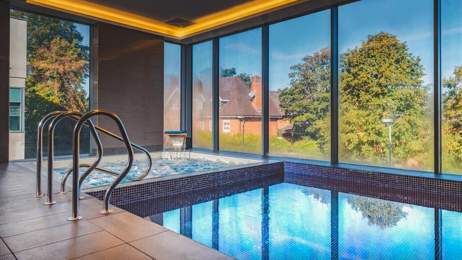 Guildford Harbour Hotel Pool