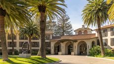 Casa Mani Resort Napa Valley, Curio Coll