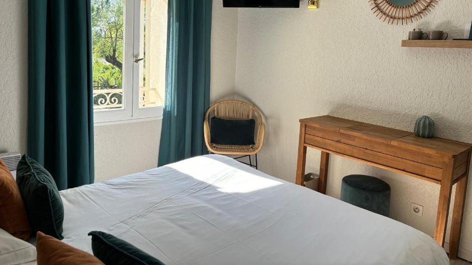 Hotel La Sommellerie Room