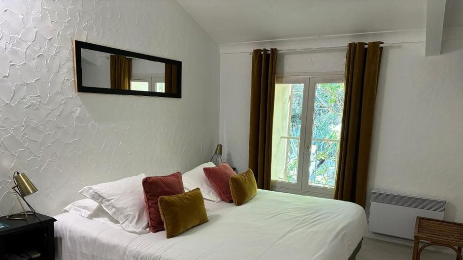 Hotel La Sommellerie Room