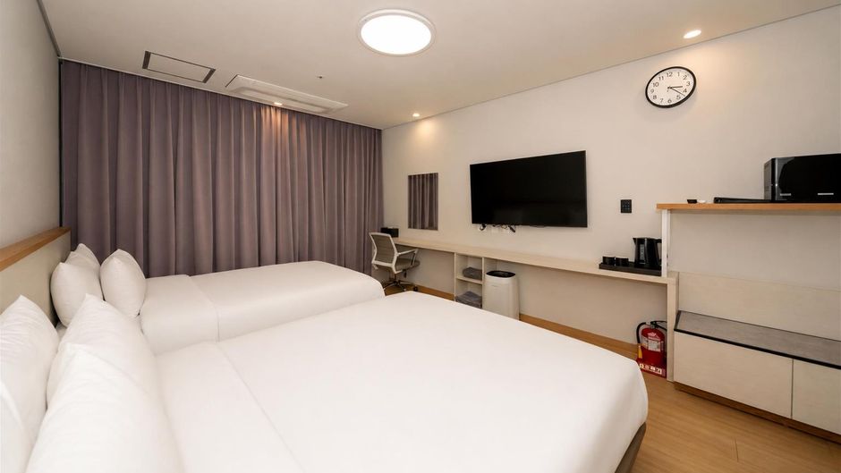 Best Western Asan Hotel Room