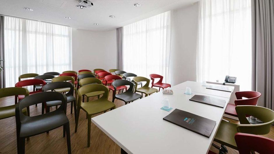 Diamante MHotel Meeting