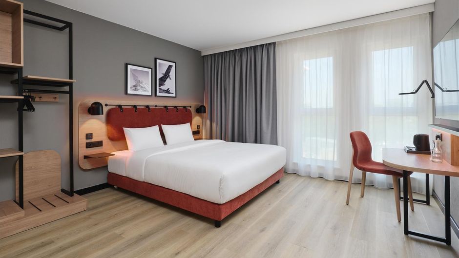 Campanile Prime Warsaw Airport Room
