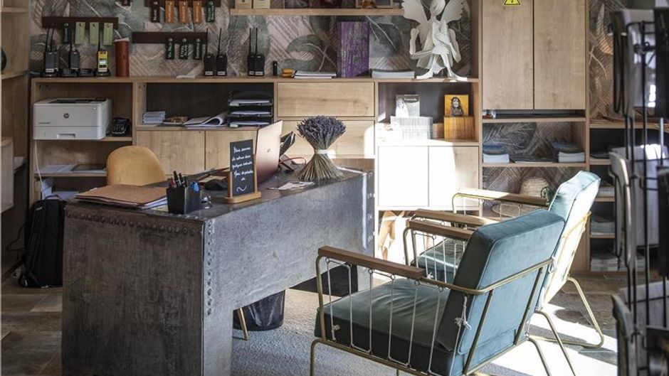 Loire Valley Lodges Lobby