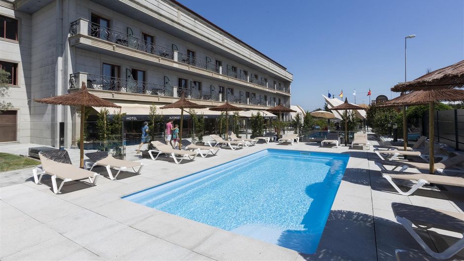 Alfonso I Pool