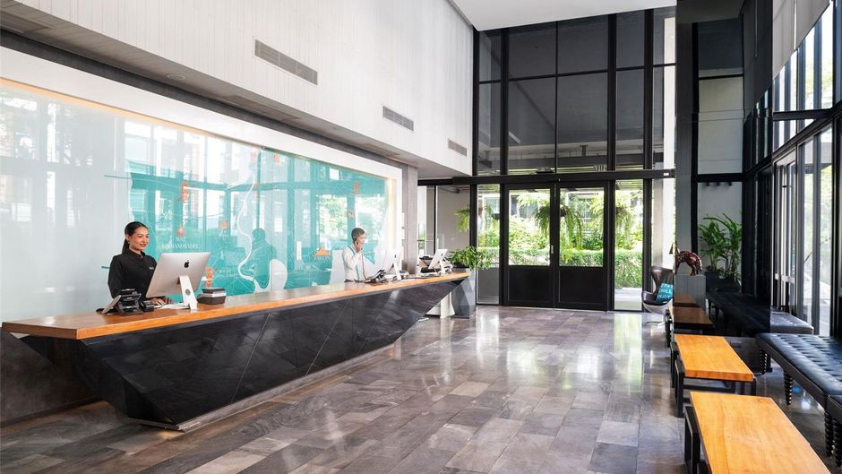 X2 Vibe Bangkok Sukhumvit Hotel Lobby