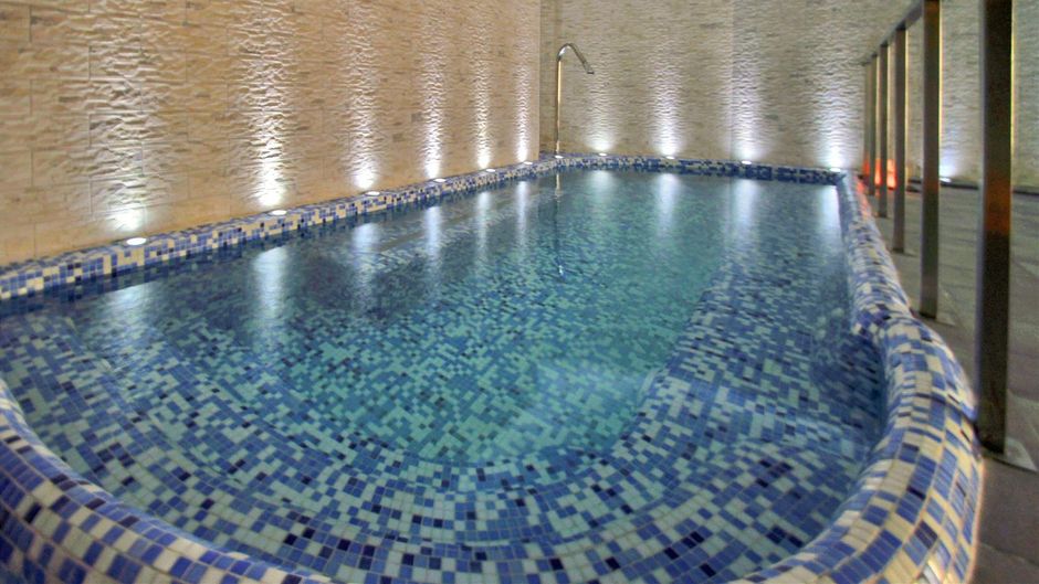Hotel Granada Palace Pool