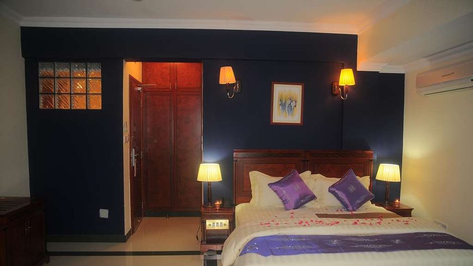 Hotel Nikko Towers Room