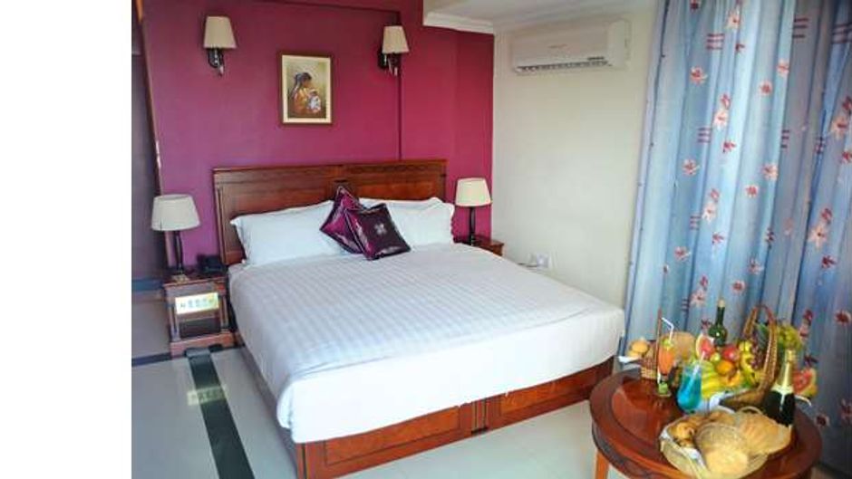 Hotel Nikko Towers Room