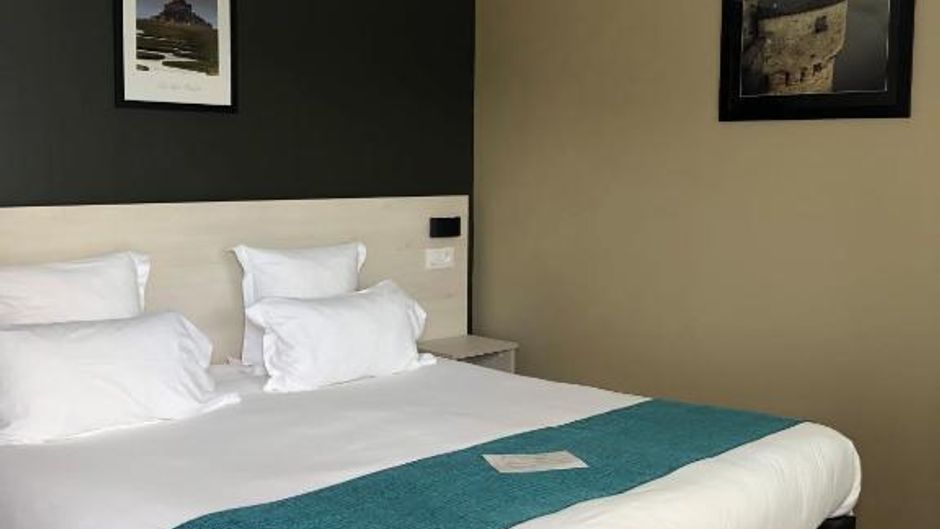 Hotel les 13 Assiettes Room