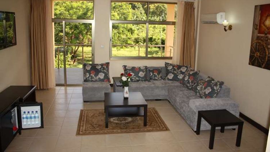 Nashera Hotel Suite