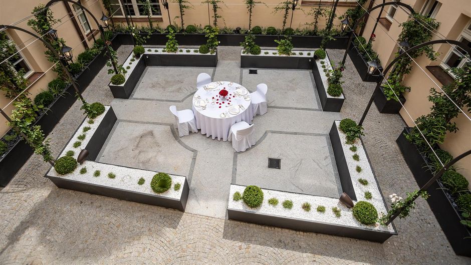 Augustine, a Luxury Collection Hotel Restaurant