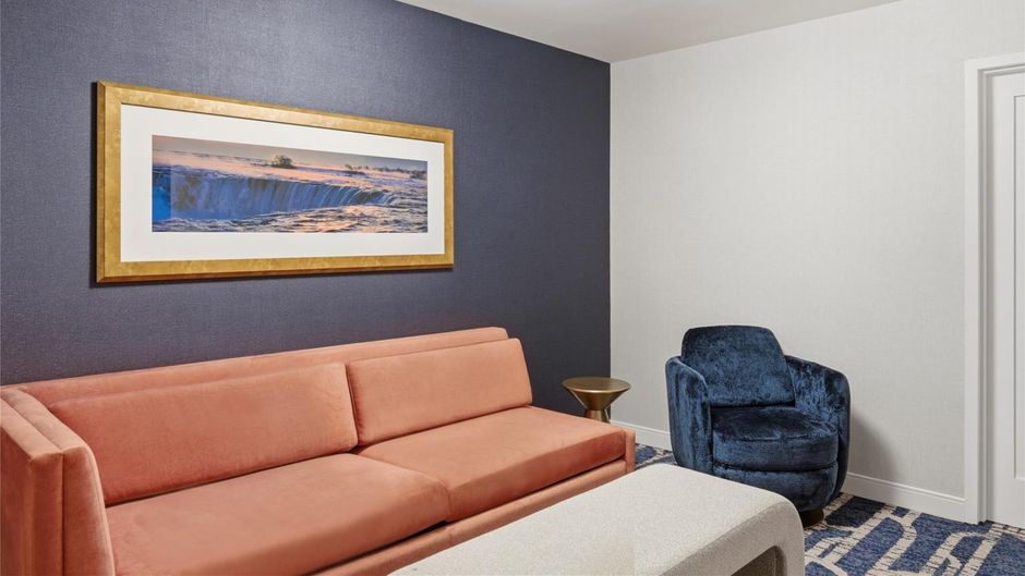 Hyatt Regency Niagara Falls Fallsview Suite