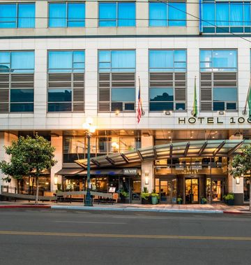 Hotel 1000