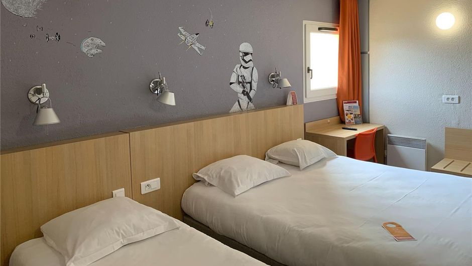 Hotel Initial Balladins Tours Sud Room