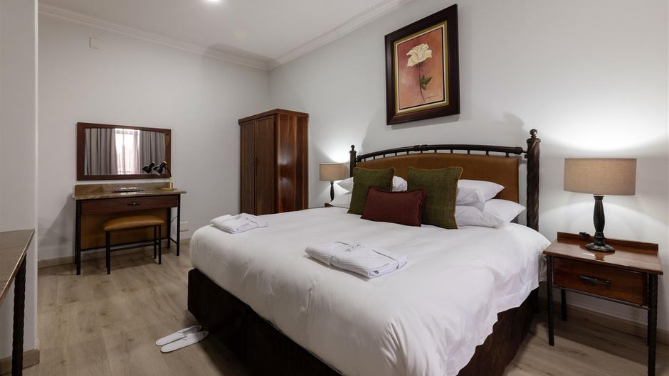 Basden Wood Suite