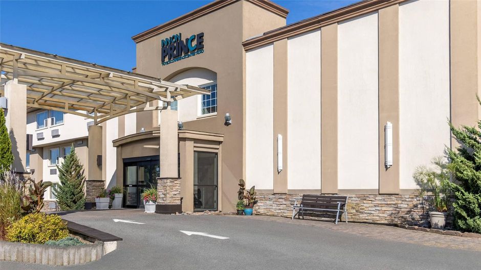 Inn on Prince Hotel & Conf Ctr Exterior