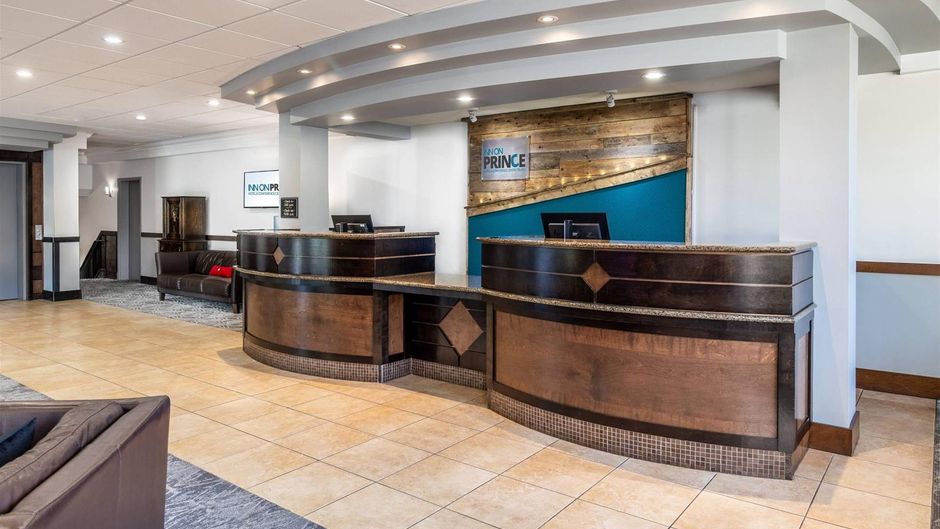 Inn on Prince Hotel & Conf Ctr Lobby